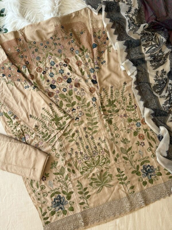 Kashmiri self-embroidery - Image 3