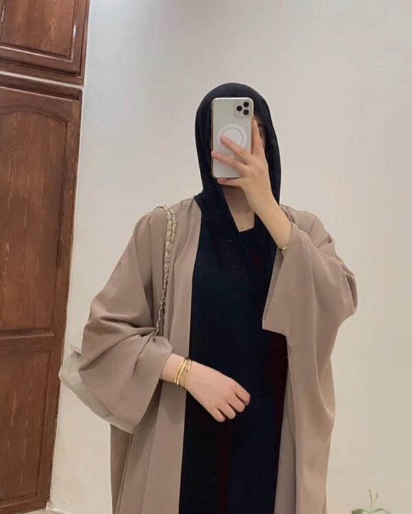 Chic Abaya - Image 3