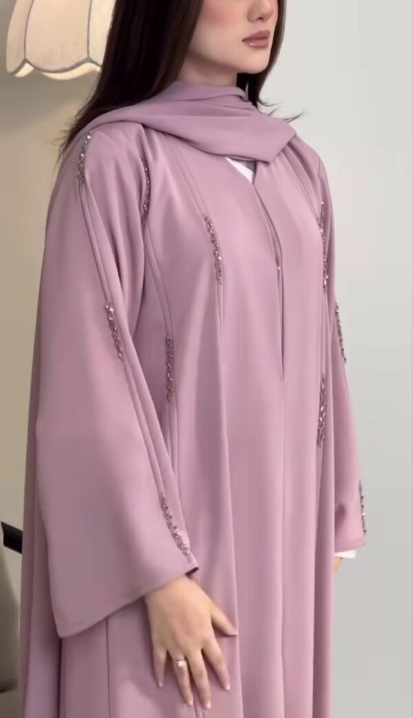 Blush Noir - Image 2